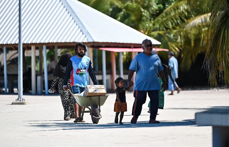 އަތޮޅު ކައުންސިލްތަކާއި ހިރިމަރަދޫ ކައުންސިލް އުވާލައިފި
