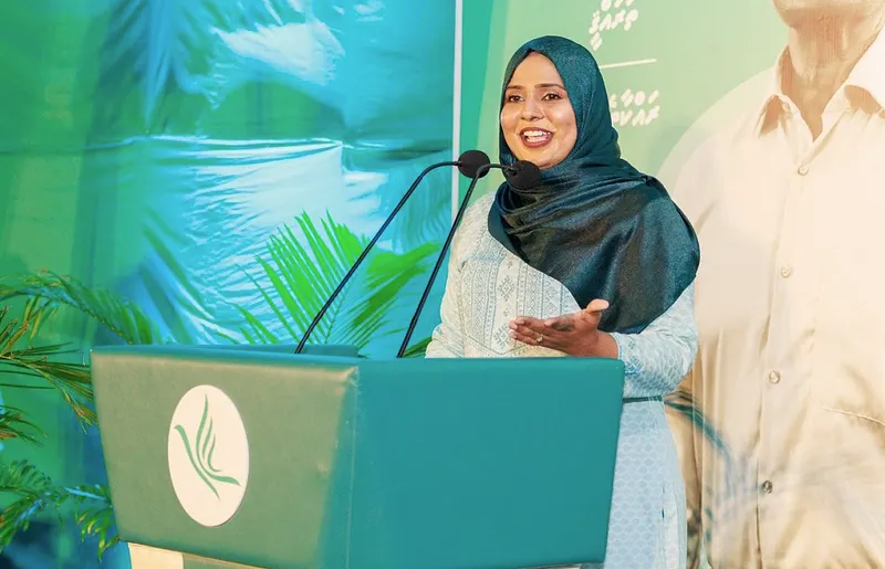 އަލައިކާ ޓޫރިޒަމްގެ ސްޓޭޓް މިނިސްޓަރަކަށް