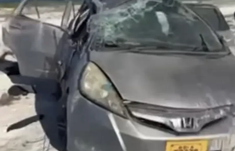 އައްޑޫގައި ހިނގި ކާރު އެކްސިޑެންޓުގައި ހާލު ސީރިއަސްވި މީހާ މާލެއަށް؛ އޮތީ ވެންޓިލޭޓަރުގައި