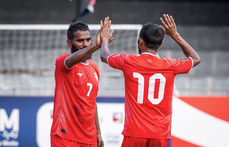 ދަގަނޑޭ ހޯދައިދިން ޕެނަލްޓީން ރާއްޖެ ފަހަތުން އަރައި މޮޅުވެއްޖެ