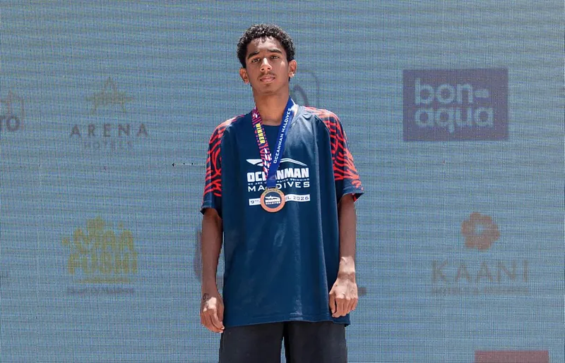 16 އަހަރުގެ މަންހަލް؛ އެންމެ ދިގު ފެތުން ފުރިހަމަކުރި ހަމައެކަނި ދިވެހި އެތުލީޓް