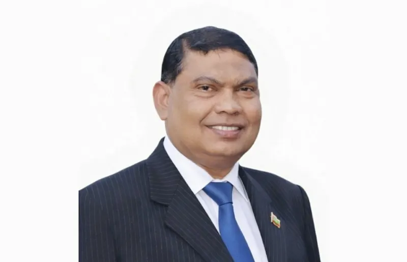 ފެނަކައިގެ ކުރީގެ ޗެެއާމަން އަފީފް ކުންފުނީގެ އެމްޑީއަކަށް