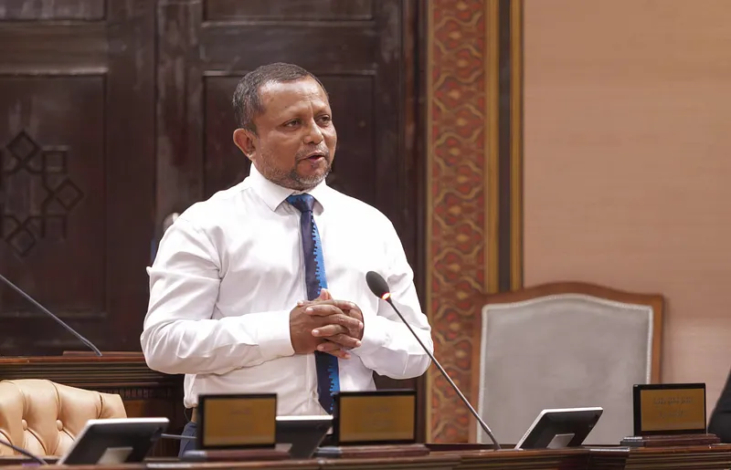 ގާނޫނާ ހިލާފުވާ ޕާޓީތައް އުވާލަން ގޮވާލައިފި