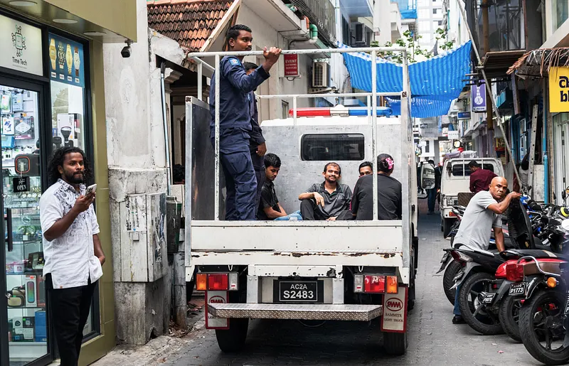 ބިޒްނަސް ވިސާގައި އެތެރެވެ ވޯކް ވިސާއަށް ދެން ބަދަލެއްނުވާނެ