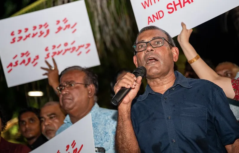 ޕީއެންސީގެ ކައުންސިލަރުން ވެސް ލާމަރުކަޒީ ގާނޫނުގެ އިސްލާހާ ދެކޮޅުހަދަން ނަޝީދު ގޮވާލައްވައިފި