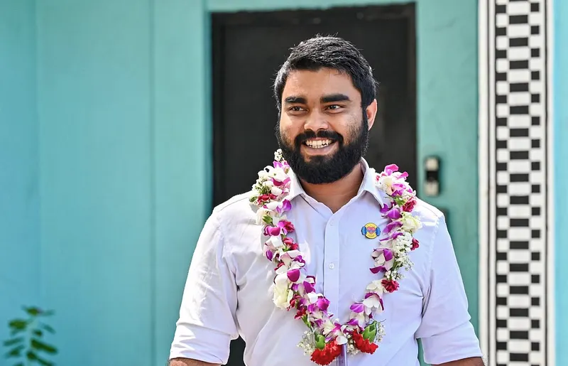 ނޫސްވެރިޔާ ޝަހުޒާން ޖަލުން ދޫކޮށްލައިފި