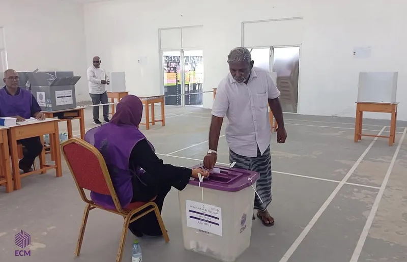 ހިތަދޫ އުތުރު ދާއިރާ ބައި އިލެކްޝަންގެ ވޯޓުލުން ފަށައިފި