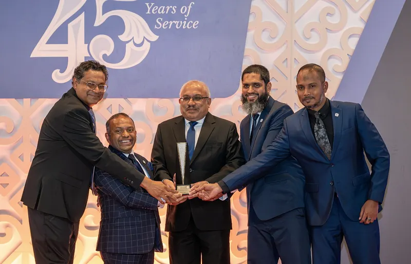 ފައިނޭންޝަލް އިންކްލޫޝަން އެވޯޑު އެމްއައިބީ އާއި އެލައިޑަށް