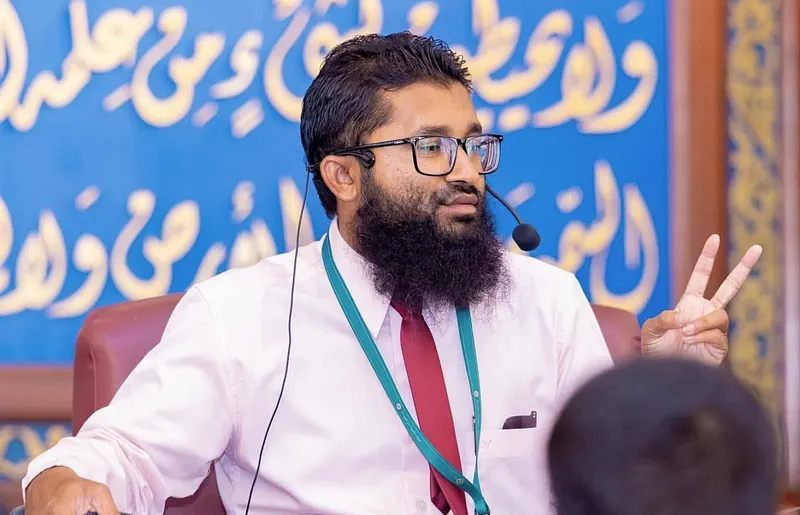 އިސްލާމީ މަރުކަޒުގެ އިމާމު ޝައިޚް އިބްރާހިމް އިސްތިއުފާދީފި