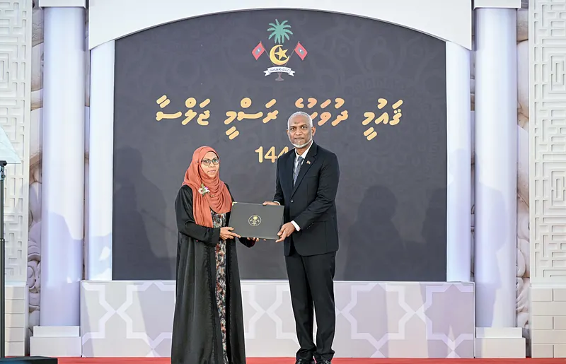ހިތްވަރު ދިނުމުގެ ގައުމީ އިނާމު 8 ބޭފުޅަކާއި ކުންފުންޏަކަށް