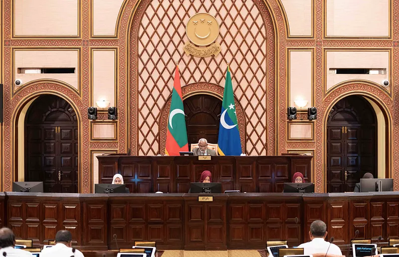 އެއްކަމެއްގައި ރިޕީޓްކޮށް ޕެޓިޝަން ހުށަހެޅޭ ގޮތަށް ގަވާއިދު ބަދަލުކުރަން ފާސްކޮށްފި