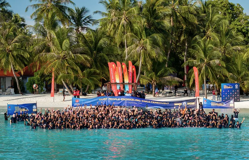ބީއެމްއެލްއިން ސްނޯކްލިންގެ ދުނިޔޭގެ ރެކޯޑެއް ހަދައިފި