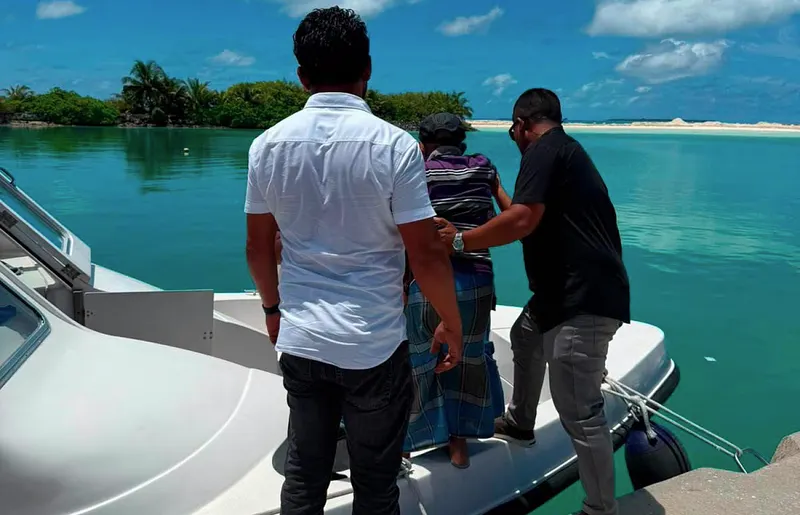 15 އަހަރު އެކަނި އުޅުނު މީހަކާ ދައުލަތުން ހަވާލުވެއްޖެ