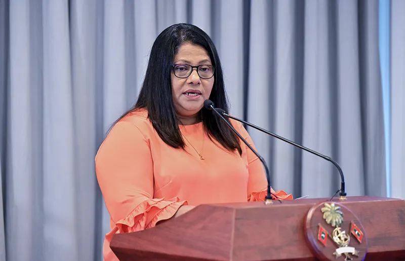ސިއްހީ ހާއްސަ ފަރުވާތައް މާލެއިން އެކަނި ލިބޭ ގޮތަށް އޮވެެގެން ނުވާނެ: މިނިސްޓަރު