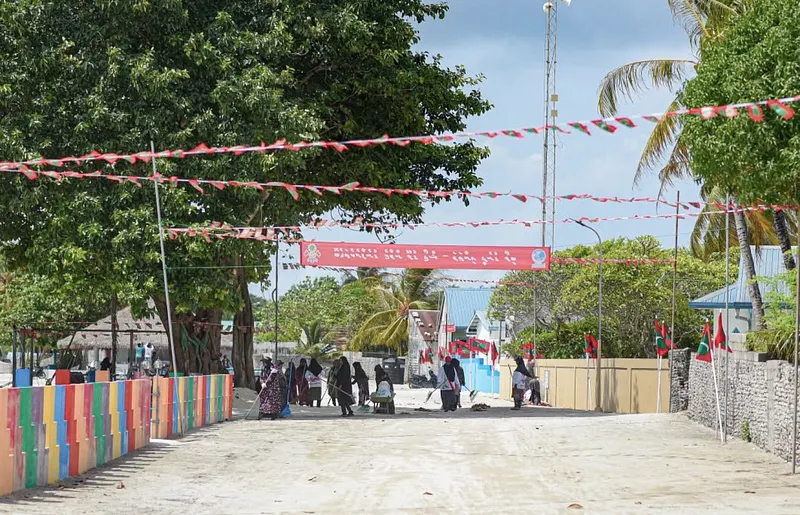 ބާރަށުގައި ވެސް ކުޑަކުދިން ރޭގަނޑު 9 ގެ ފަހުން ބޭރުގައި އެކަނި އުޅުން މަނާކޮށްފި