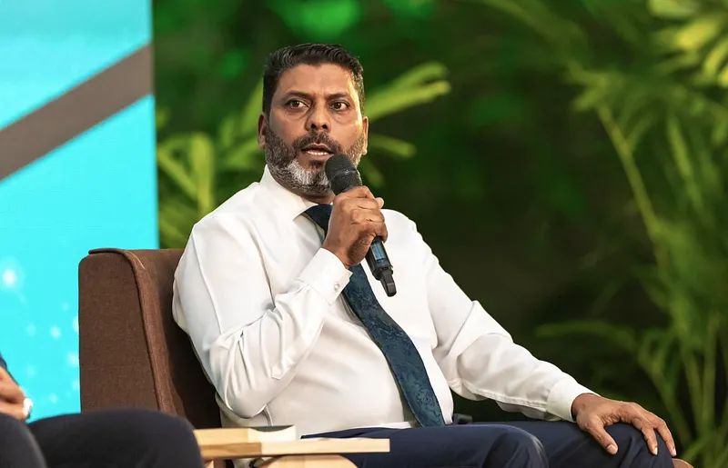 ކުޅިވަރުގެ ވަސީލަތްތަކުގެ މަރާމާތަށް ރަށްރަށުގެ މުވައްޒަފުންގެ ދައުރު ފުޅާކުރަނީ