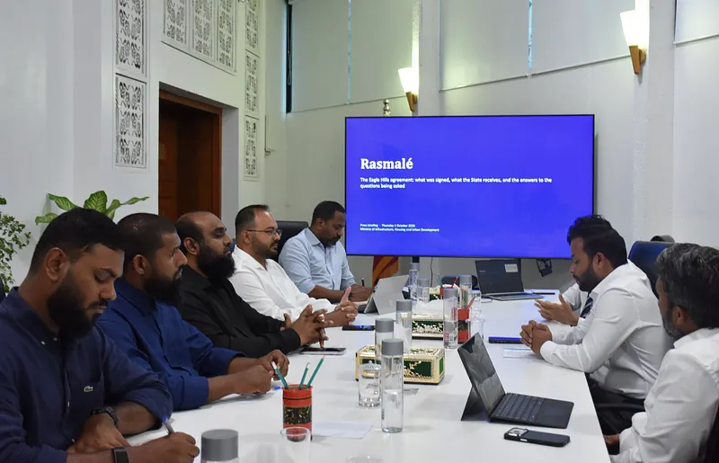 ރަސްމާލެ މަޝްރޫއުގެ މައުލޫމާތު ހޯދަން އަދާލަތު ޕާޓީން މިނިސްޓަރާ ބައްދަލުކޮށްފި