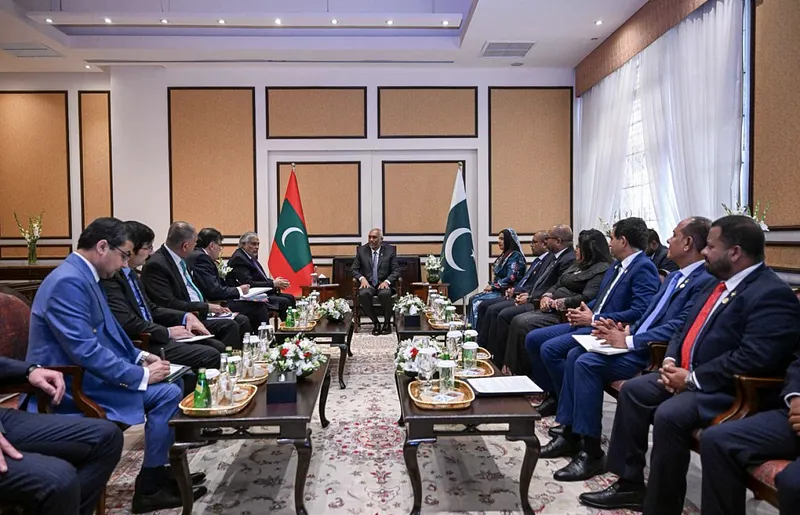 ޑްރަގް ޓްރެފިކިން ހުއްޓުވަން އެކުގައި މަސައްކަތް ކުރުމަށް ރާއްޖެ-ޕާކިސްތާނާ ދެމެދު އެއްބަސްވުމެއް