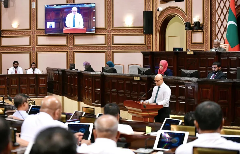 ބަޖެޓްގެ އަމާޒަކީ ތަރައްގީވެފައިވާ ގައުމަކަށް ހެދުމުގެ ބިންގާ އެޅުން: ފިނޭންސް މިނިސްޓަރު