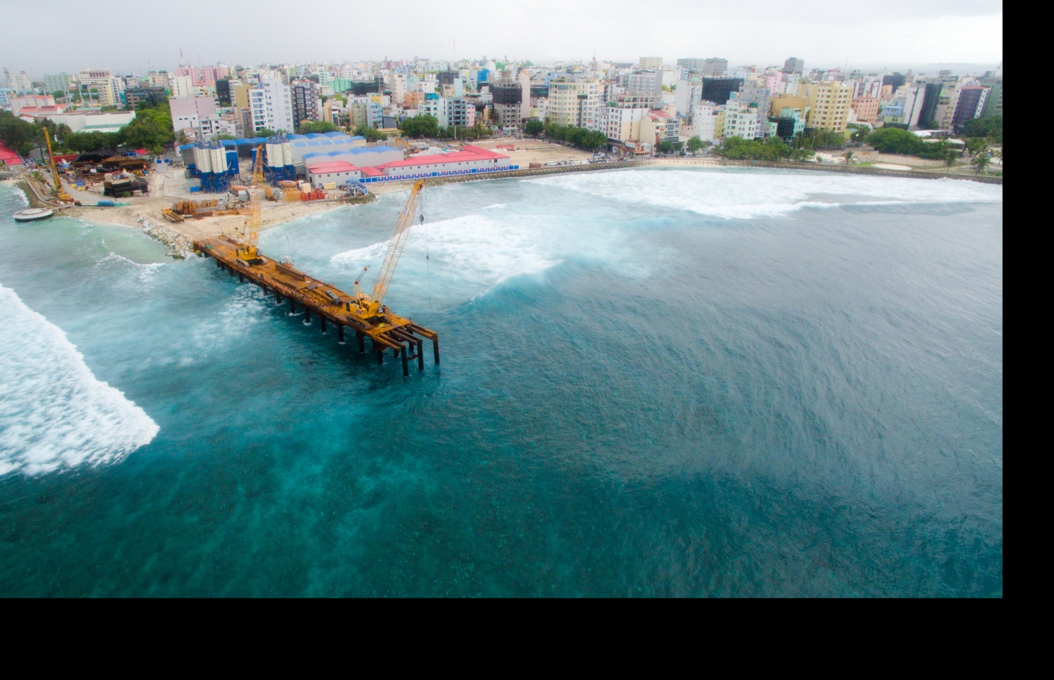 ބްރިޖް އަޅާ ސަރަހައްދު. --ފޮޓޯ: މުހައްމަދު ޝަރުހާން/މިހާރު
