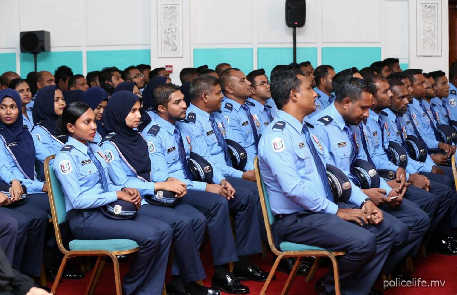 ދަރުބާރުގެ: އޭޕްރިލް 4، 2016: ފުލުހުންގެ 83 ވަނަ އަހަރީ ދުވަހުގެ މުނާސަބަތުގައި ބޭއްވި ހާއްސަ ޖަލްސާ.-- ފޮޓޯ: ޕޮލިސް