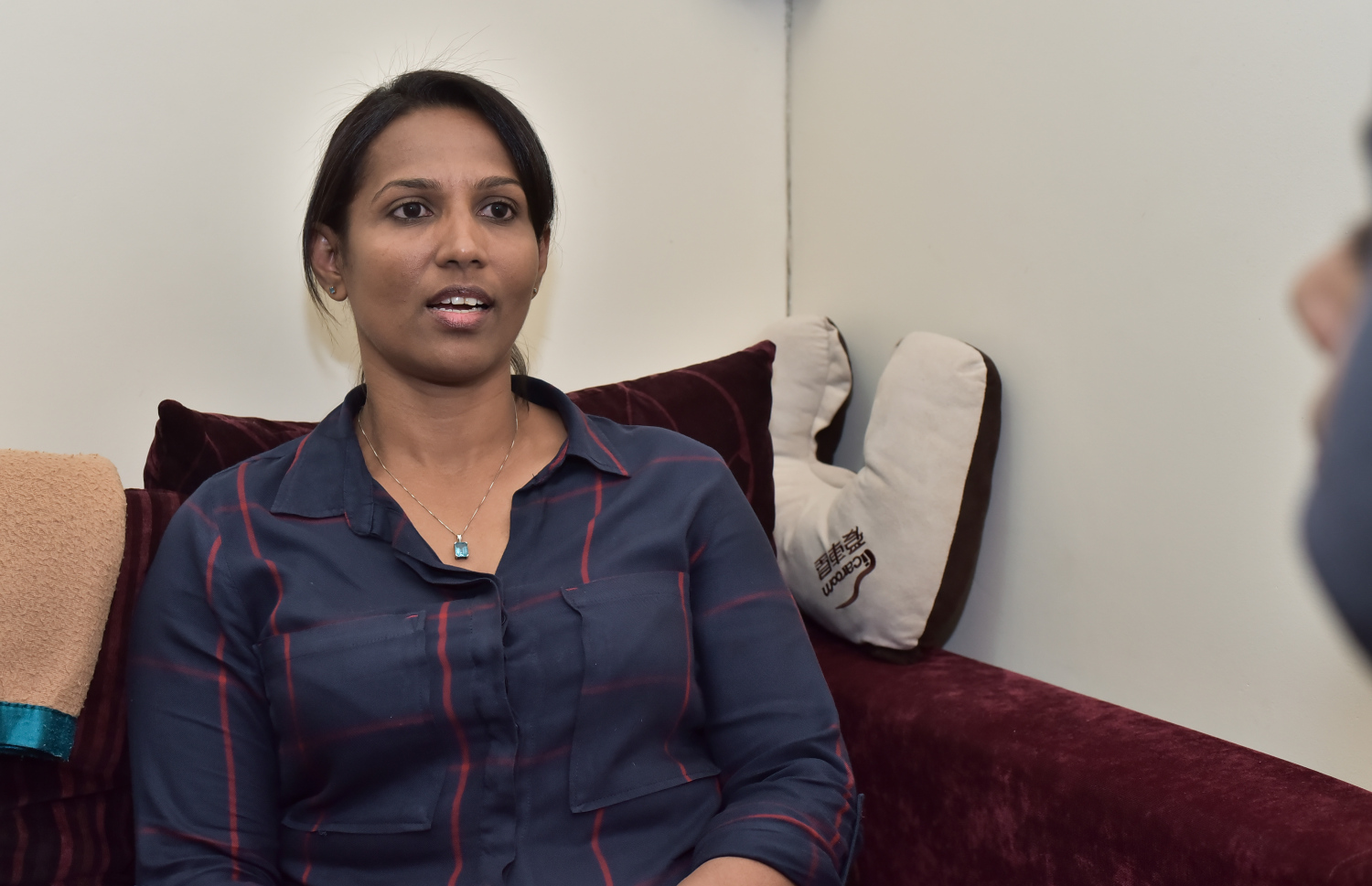 އެމްޑީޕީގެ އިސް މެމްބަރެއް ކަމަށްވާ މަންދީ: ރައީސްގެ ދަރިކަލަކާ ގުޅުވައިގެން އޭނާ ދެއްކި ވާހަކަތައް އީސީން ވަނީ ކުށްވެރިކޮށް، ކުޑަކުދިންނާ ބެހޭ ގޮތުން ސާބިތު ނުހިފޭ ވާހަކަ ނުދައްކަން އެދިފައި.