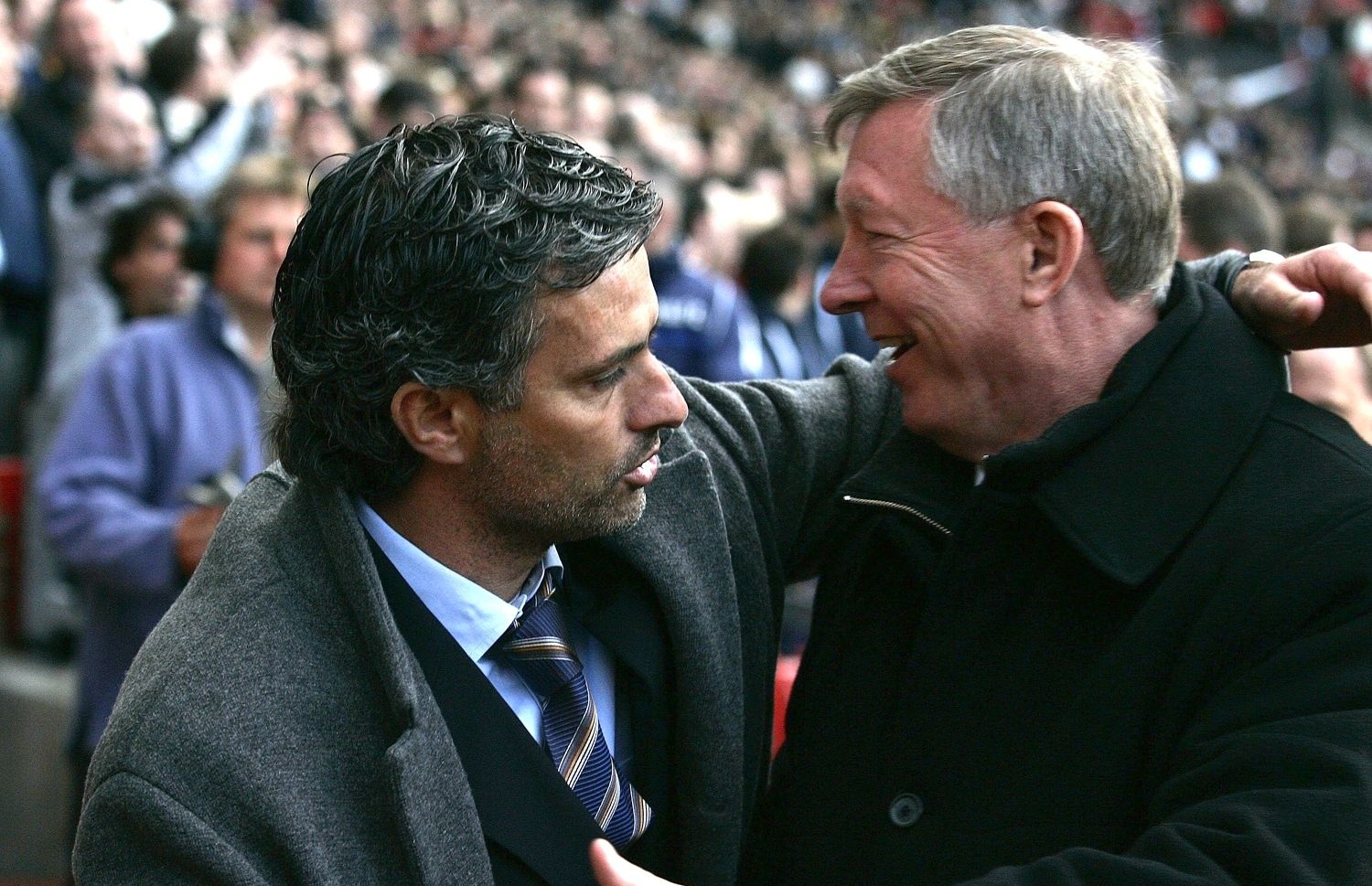 ޔުނައިޓެޑްގެ ކުރީގެ ކޯޗު އެލެކްސް ފާގަސަން އާއި މޮރީނިއޯ.-- ފޮޓޯ: އޭއެފްޕީ