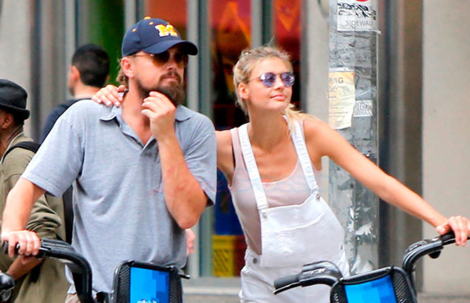 ލިއޮނާޑޯ އާއި ކެލީ: ދެ މީހުންގެ ގުޅުން މިދިޔަ އަހަރު ވަނީ ނިމުމަކަށް އައިސްފައި.