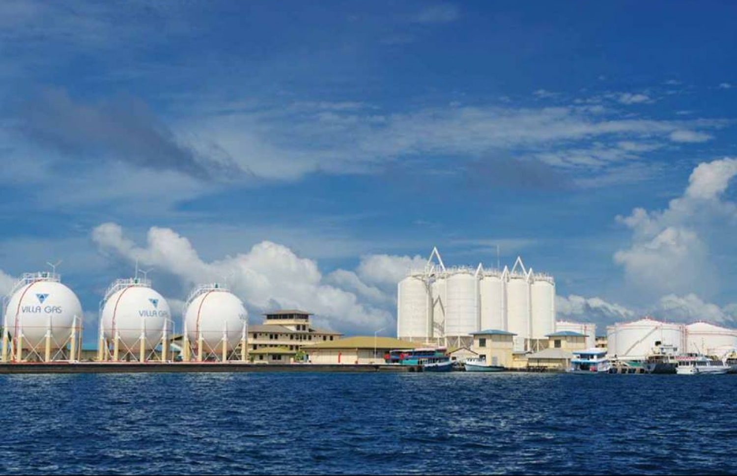 ތިލަފުށީގައި ހުންނަ ވިލާ ގޭސް ޕްލާންޓް.