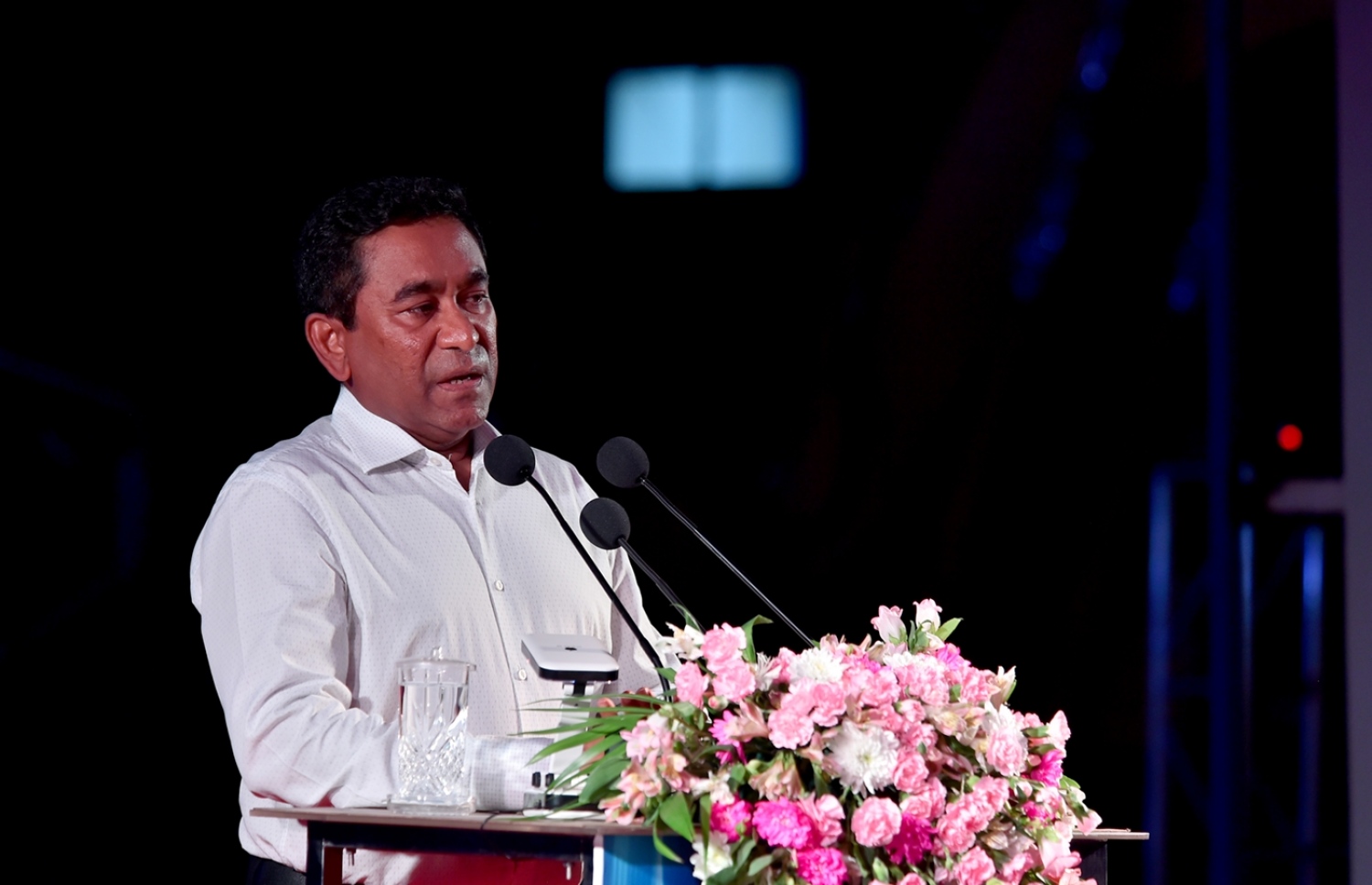 އައިޖީއެމްއެޗުގެ 25 ބުރީގެ އިމާރާތުގެ ބިންގާ އެޅުމުގެ ރަސްމިއްޔާތުގައި ރައީސް ވާހަކަފުޅު ދައްކަވަނީ -- ފޮޓޯ: ރައީސް އޮފީސް