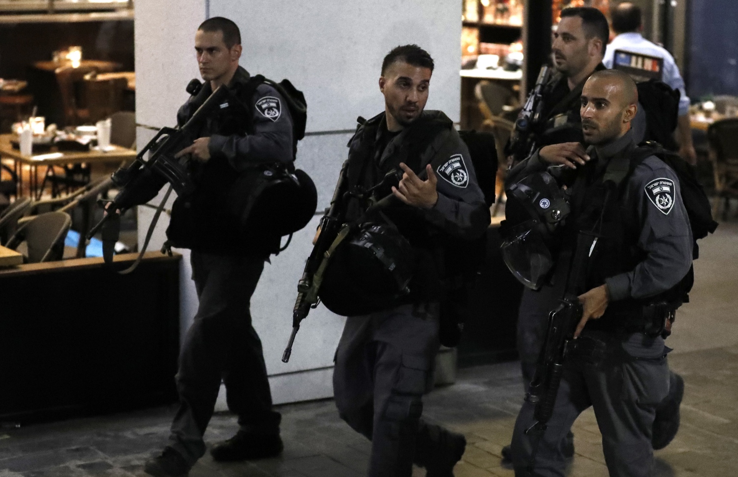 ތެލް އަވީވުގައި އިޒްރޭލް ސިފައިން ހަރަކާތްތެރި ވަނީ. --ފޮޓޯ:އޭއެފްޕީ