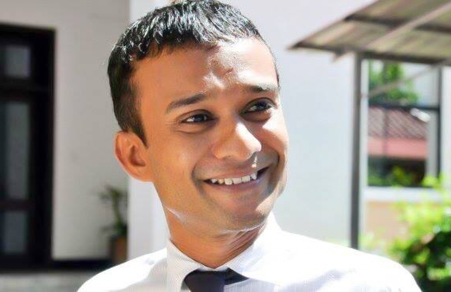 ހިއުމަން ރައިޓްސް ކޮމިޝަންގެ ނައިބު ރައީސް ޝިފާގް މުފީދު: "ހަވީރު"ގެ ކުރީގެ މުވައްޒަފުންގެ ހައްގު ގެއްލޭ މައްސަލާގައި، ބަންޑާރަ ނައިބު އަނިލް ނިންމެވި ނިންމެވުމަށް ޝިފާގް ތައުރީފް ކުރެއްވި.