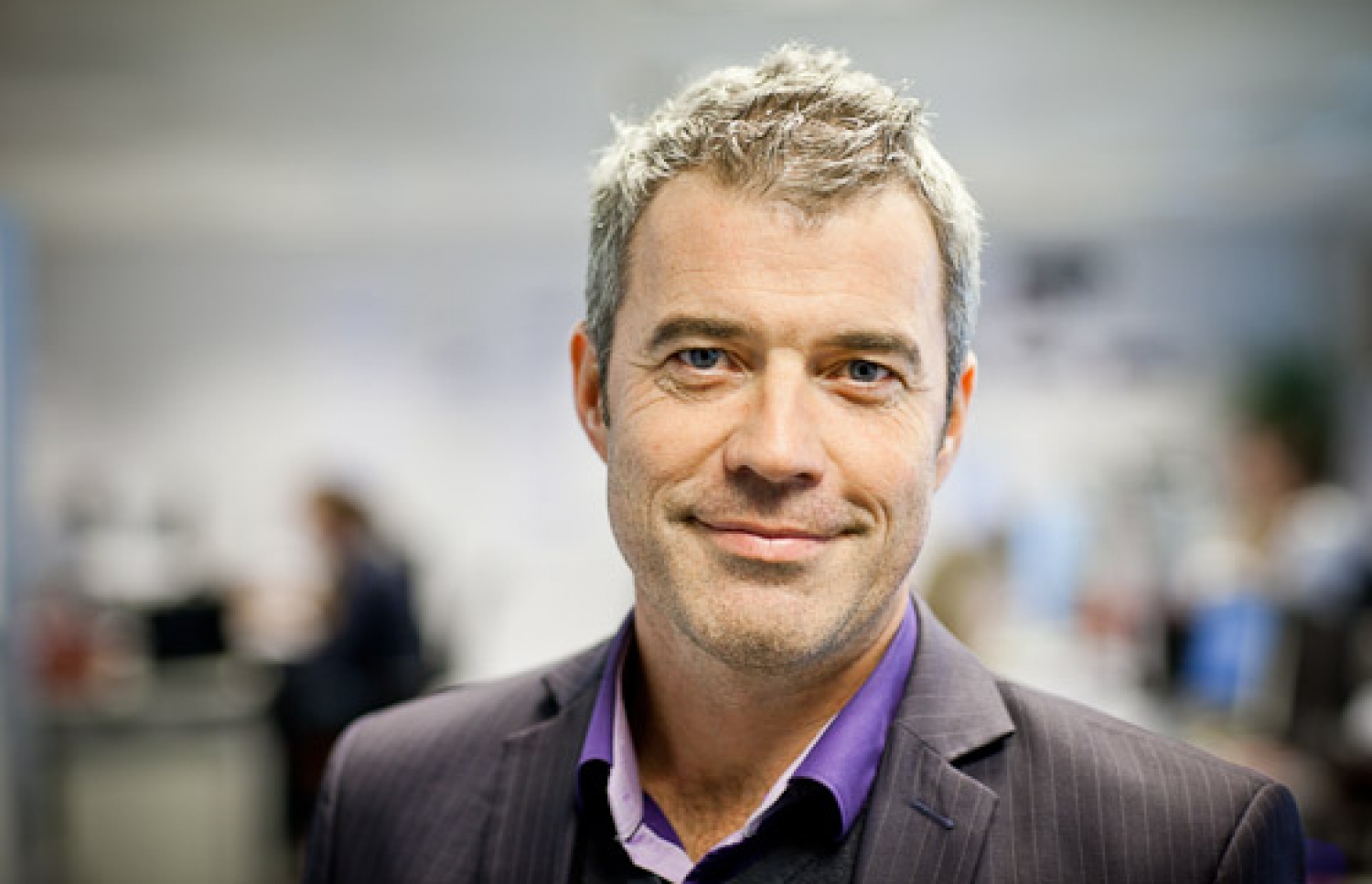 ޑައިރެކްޓަރު ޓިމް ހިލް: ވޯ ވިތު ގްރޭންޑް ޕާ ޑައިރެކްޓް ކުރާނެ.