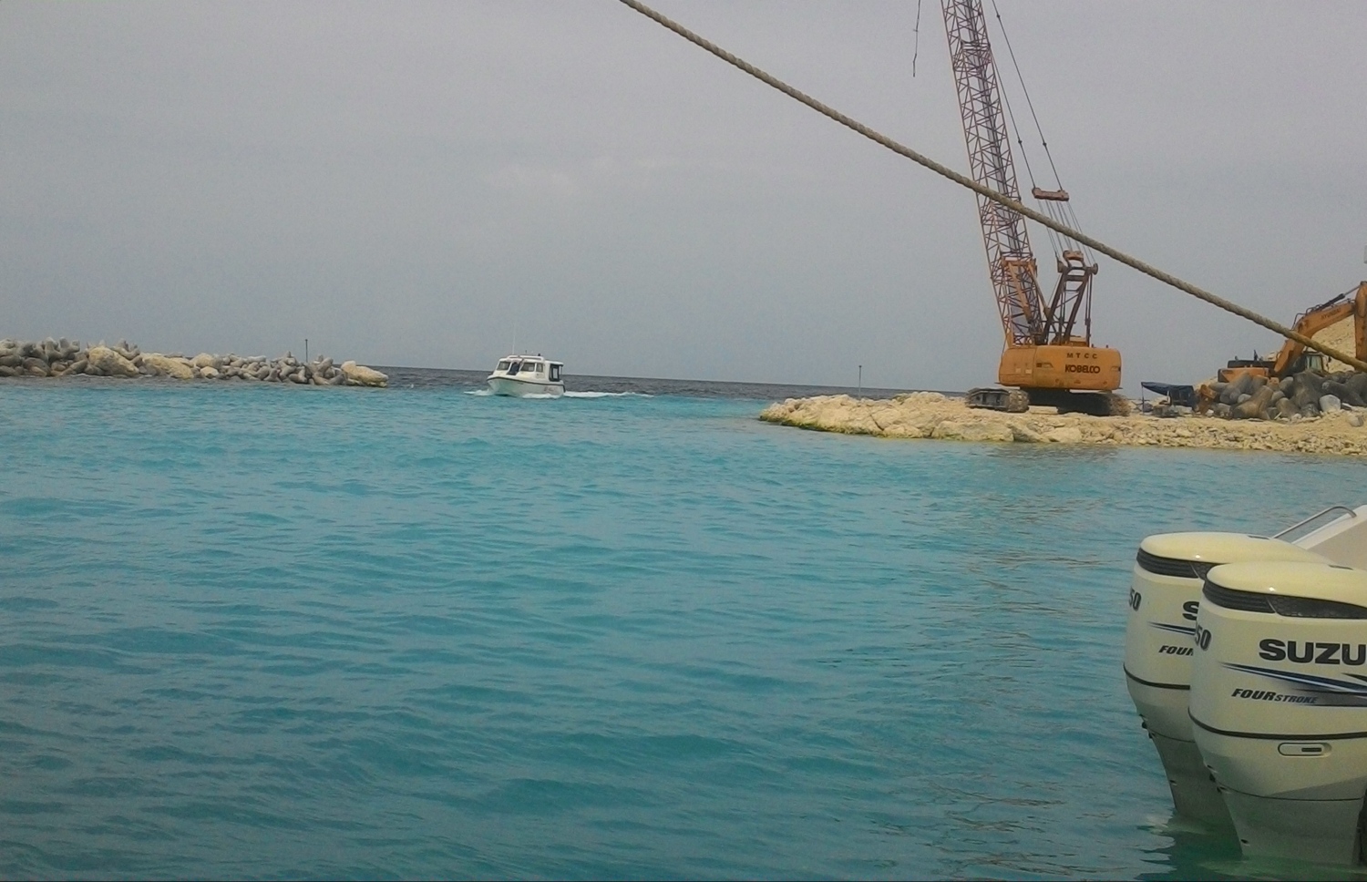 މާލޭގެ ދެކުނު ފަރާތުގައި އަލަށް ކެނޑި ނެރުން ލޯންޗެއް ވަންނަނީ: އެތަނުގެ މަސައްކަތް އަދި ނުނިމޭ. - ފޮޓޯ: މިހާރު