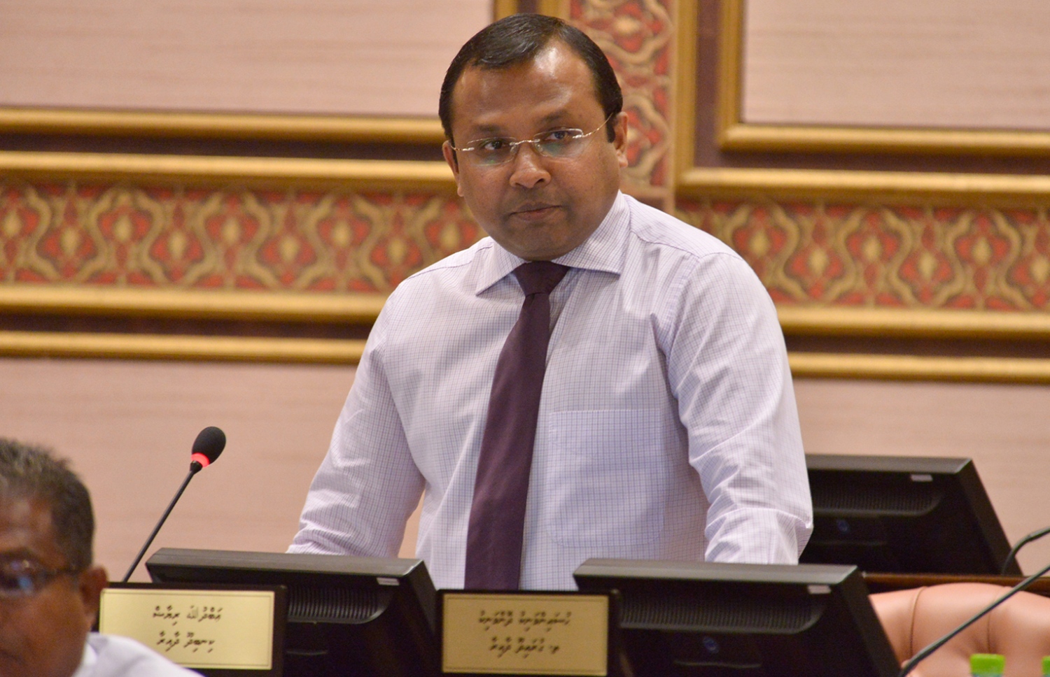 ކިނބިދޫ ދާއިރާގެ މެމްބަރު ރިޔާޒް: ޓެރަރިޒަމްގެ ގާނޫނު މުރާޖައާކުރަން ގޮވާލެއްވި - ފޮޓޯ: މަޖިލިސް