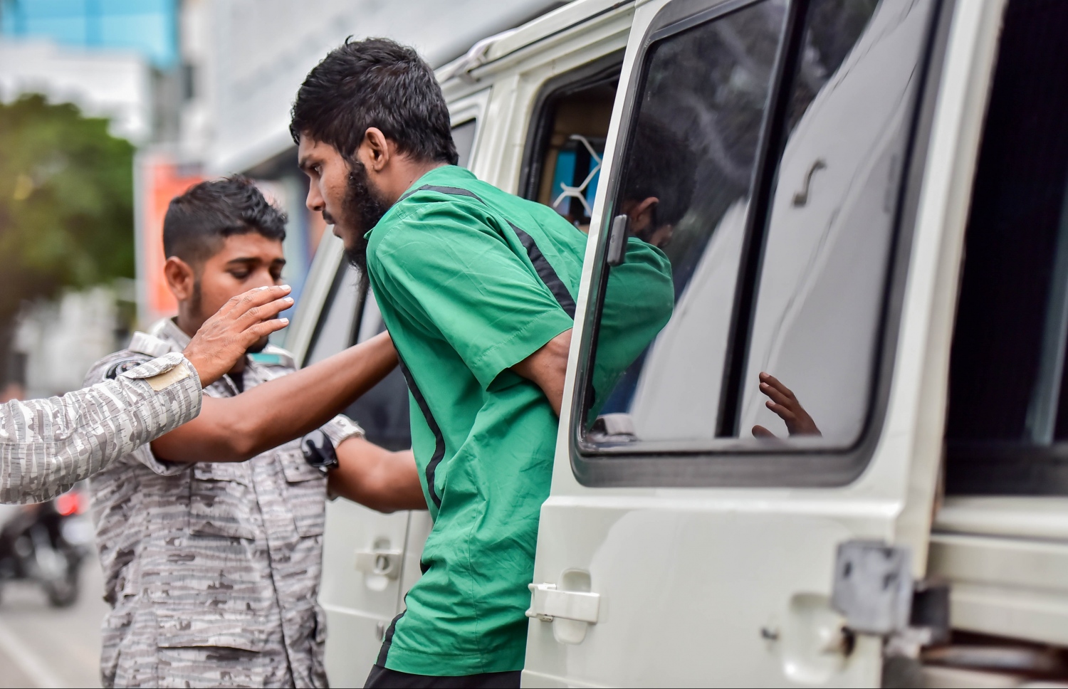 އަޑުއެހުމަކަށް ހުމާމް ކޯޓަށް ވައްދަނީ: --ފޮޓޯ/މިހާރު