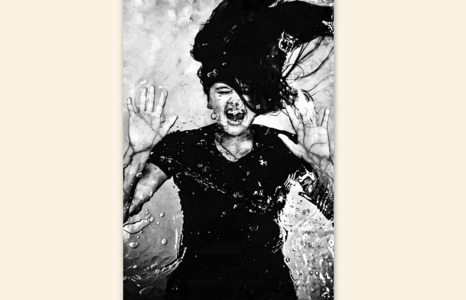 ޑިޕްރެޝަން ހުންނަ މީހަކަށް ކުރެވޭ އިހުސާސްތައް ދައްކައިދޭ ފޮޓޯއެއް.