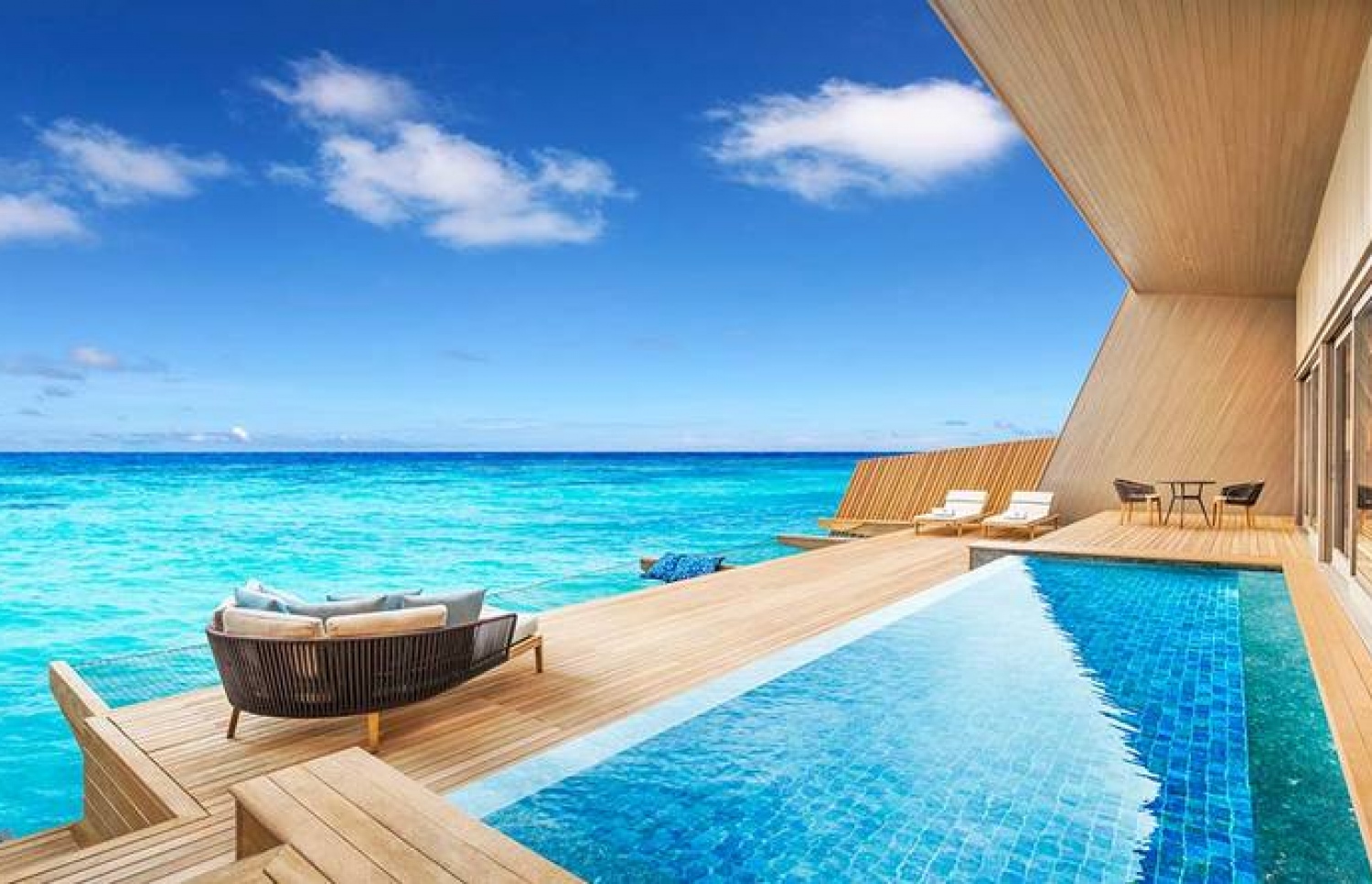 ސެއިންްޓް ރެޖިސް ވޮށްމުލީގައި ހަދާފައިވާ ވިލާއެއް: މި ރިސޯޓް ވިލާއެއްގެ އަގު އުޅެނީ ރެއަކަށް 2،000 ޑޮލަރަށް ވުރެ  މަތީގައި.