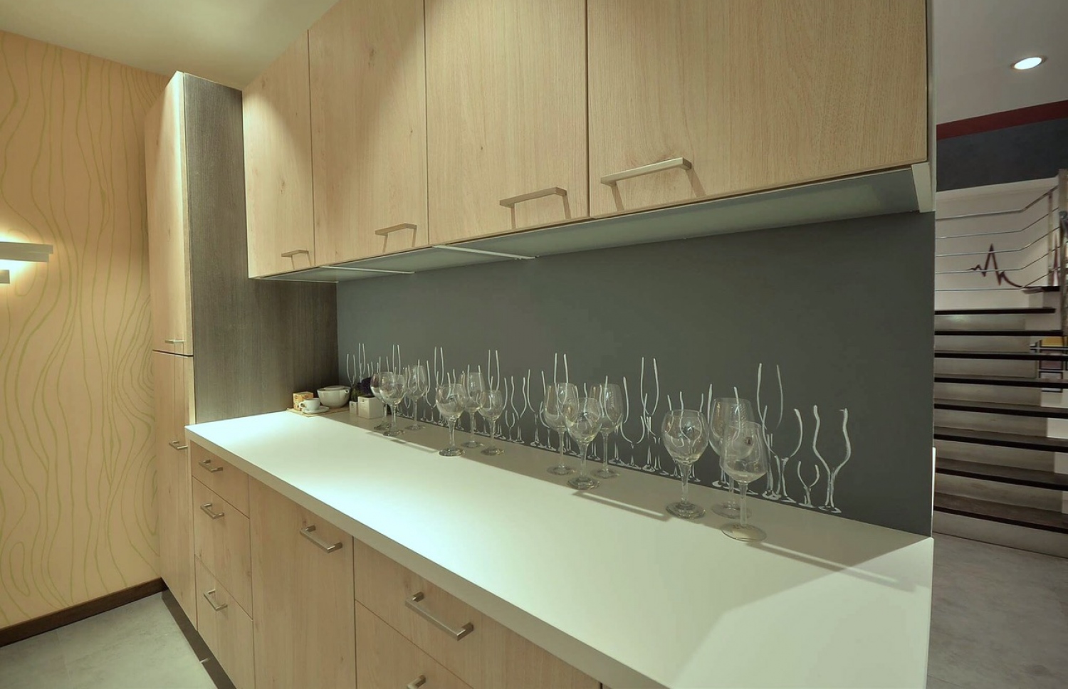 އީވޯ ހޯމް ފިހާރަ މަރާމާތަށް ފަހު އަލުން ހުޅުވާފައި: މިހާރު އެ ފިހާރައިގައި ހުންނާނީ އެންމެ ފަހުގެ އުފެއްދުންތައް.-- ފޮޓޯ: މުހައްމަދު ޝަރުހާން/ މިހާރު