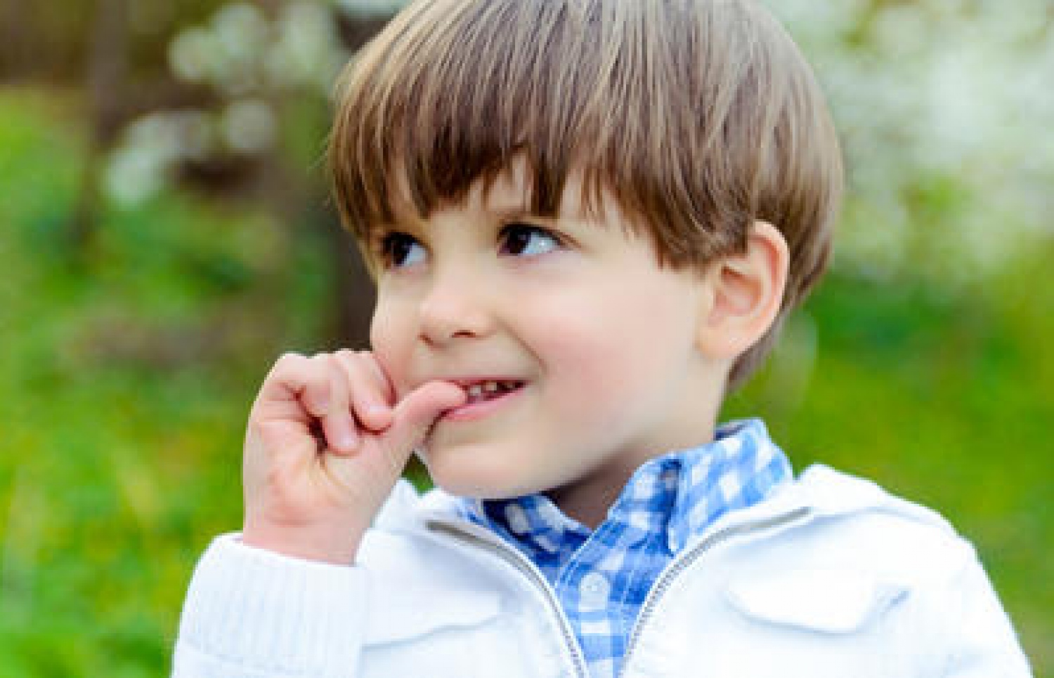 ކުޑަކުއްޖަކު ނިޔަފަތި ކަނީ: މައިންބަފައިން ކަންބޮޑުވާ އާދައެއް