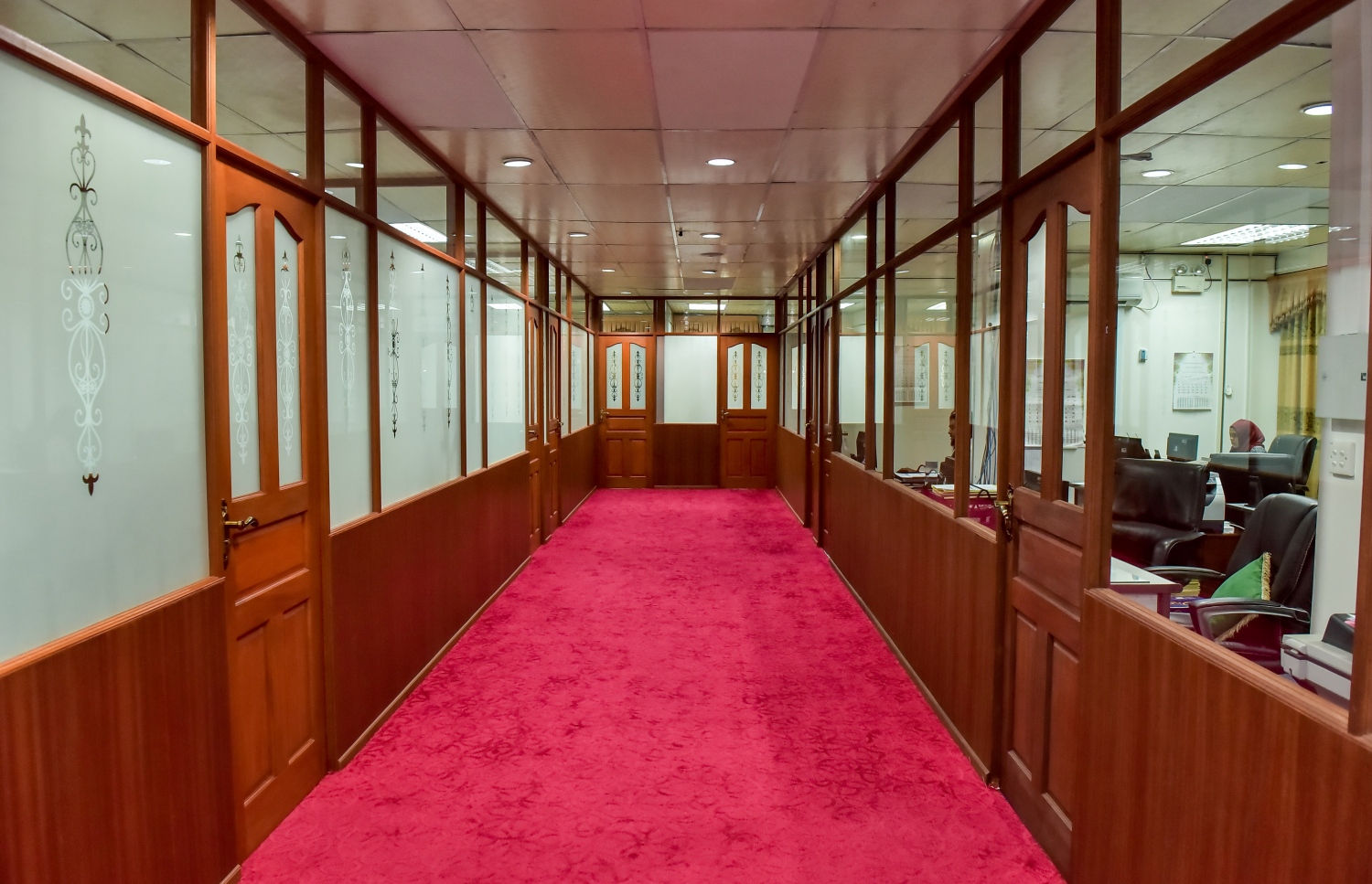 ސިވިލް ކޯޓު --- ފޮޓޯ/މިހާރު