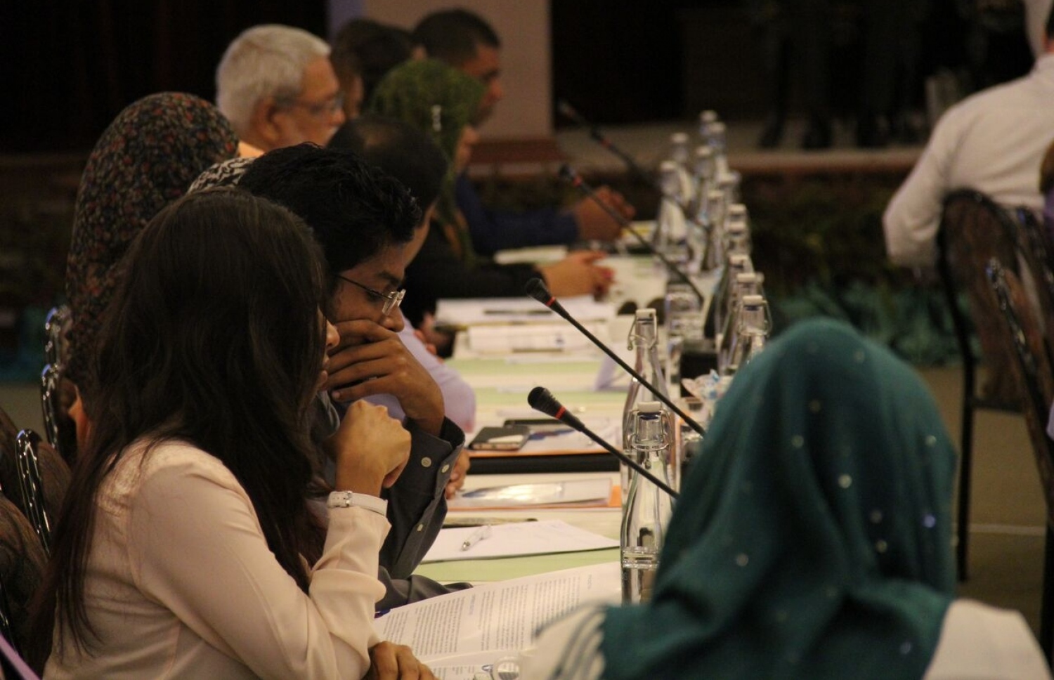 ގާނޫނީ އެހީތެރިކަން ފޯރުކޮށްދިނުމާ ބެހޭ މަހާސިންތާ ފަށަން ބަނޑޮސް އައިލެންޑް ރިސޯޓުގައި ބޭއްވި ރަސްމިއްޔާތު-- ފޮޓޯ: ޔޫއެންޑީޕީ