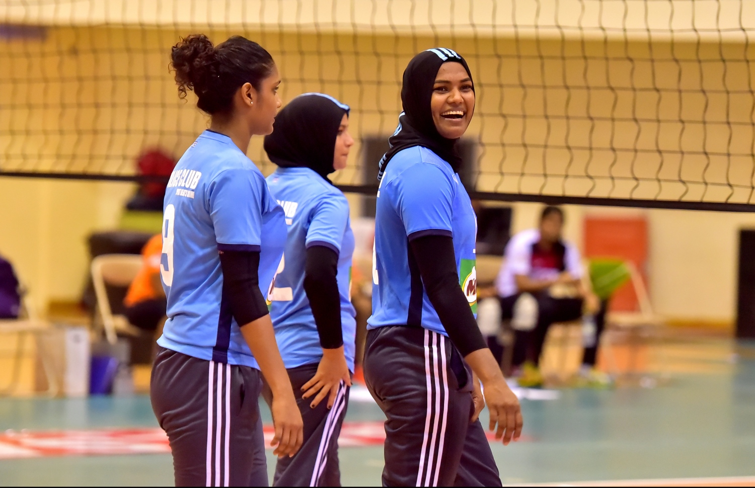 އަންހެން ކުޅުންތެރިންތަކެއް ވޮލީ ކުޅެނީ: އަންހެނުންނަށް ނިސްބަތްކޮށް "ކުދިން"ނޭ ބުނުން ވަރަށް އާއްމު.-- ފޮޓޯ: ނިޝާން އަލީ/ މިހާރު