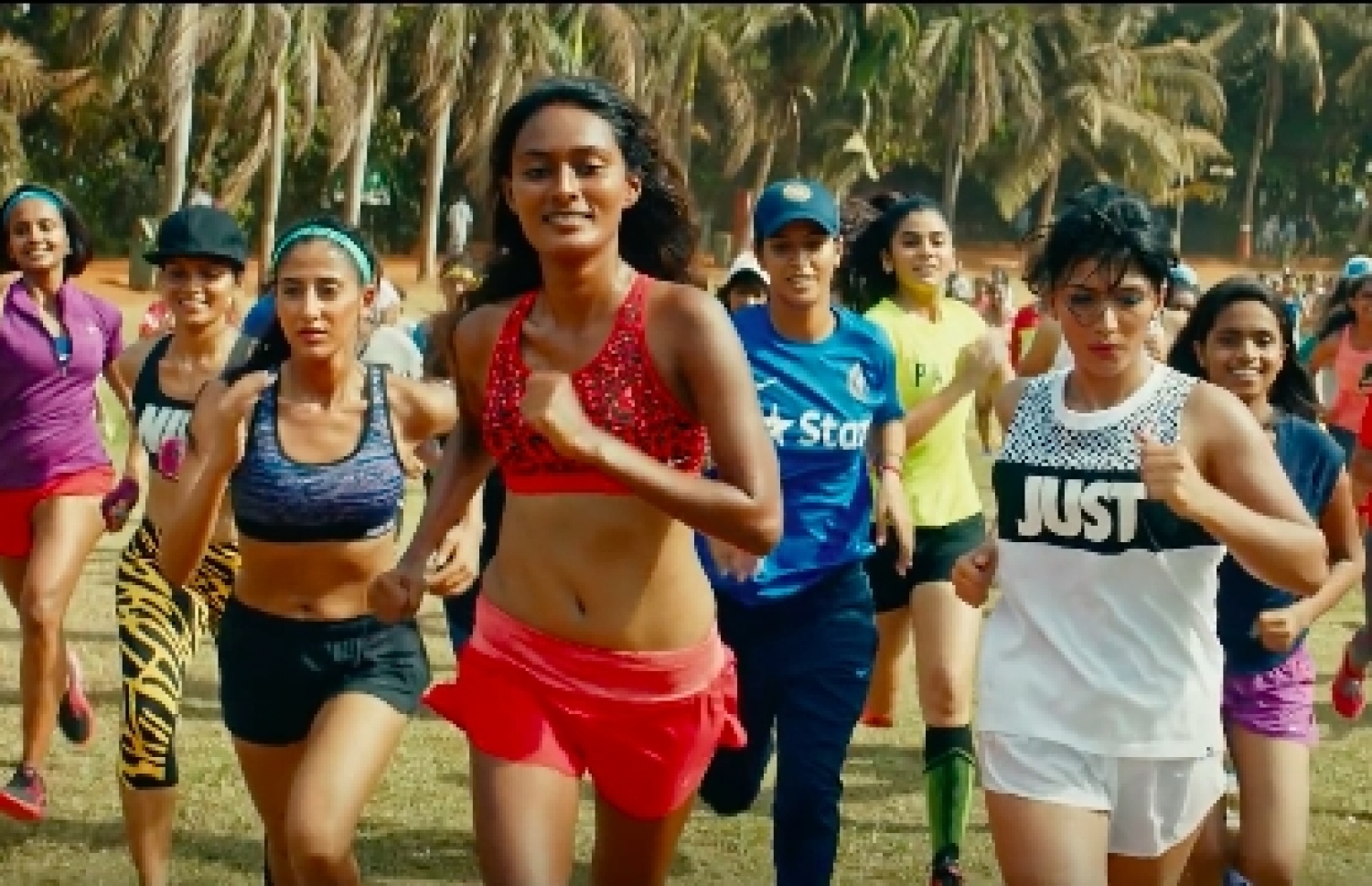 ނައިކޭގެ އިސްތިހާރުގެ މަންޒަރެއް