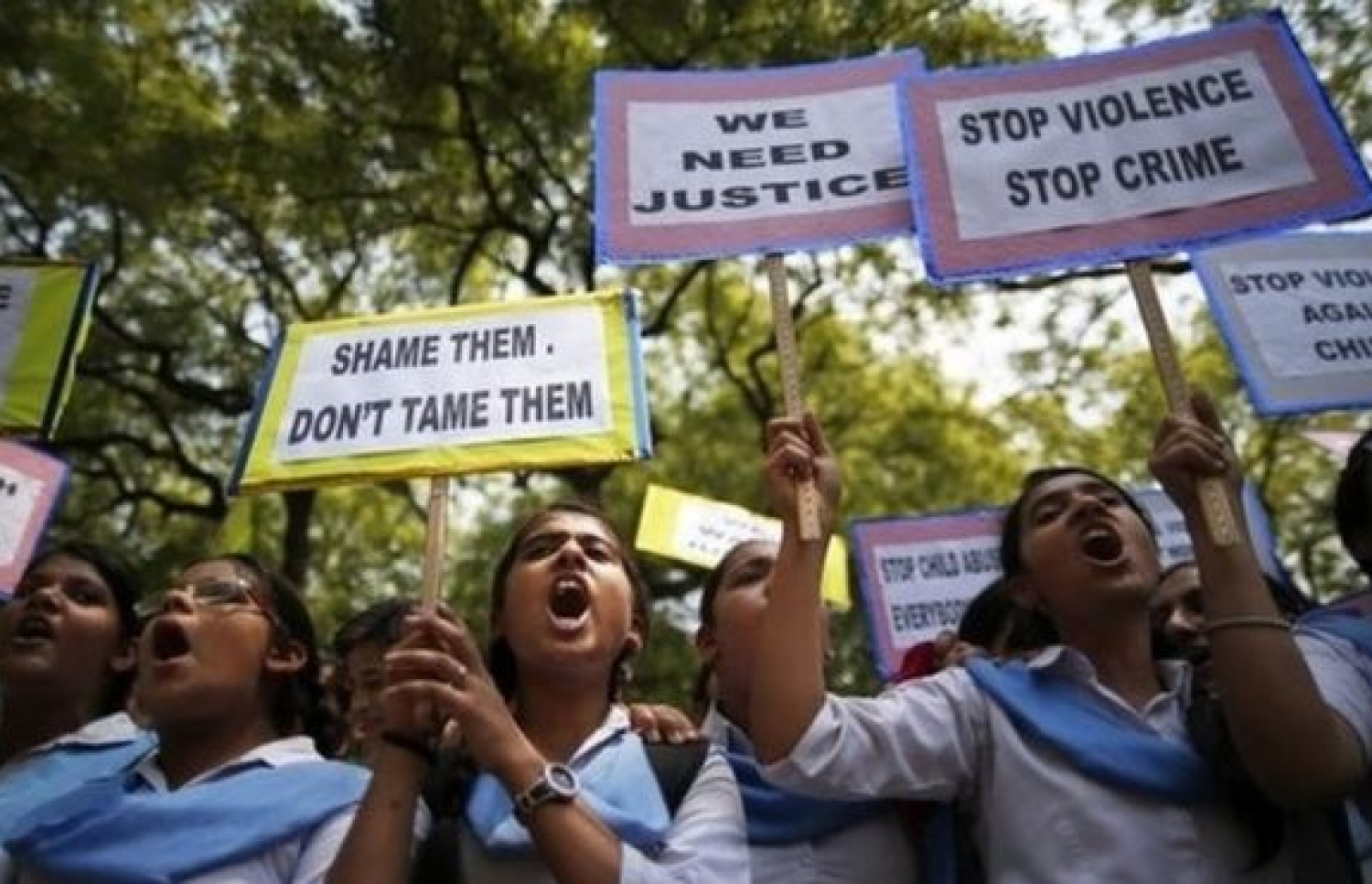 އިންޑިއާގައި އަންހެނުންނަށް ކުރާ ޖިންސީ ގޯނާއާ ދެކޮޅަށް އުފުލާ އަޑުތައް ފަހަކަށް އައިސް އަންނަނީ އިތުރުވަމުން. --ފޮޓޯ:އޭޕީ