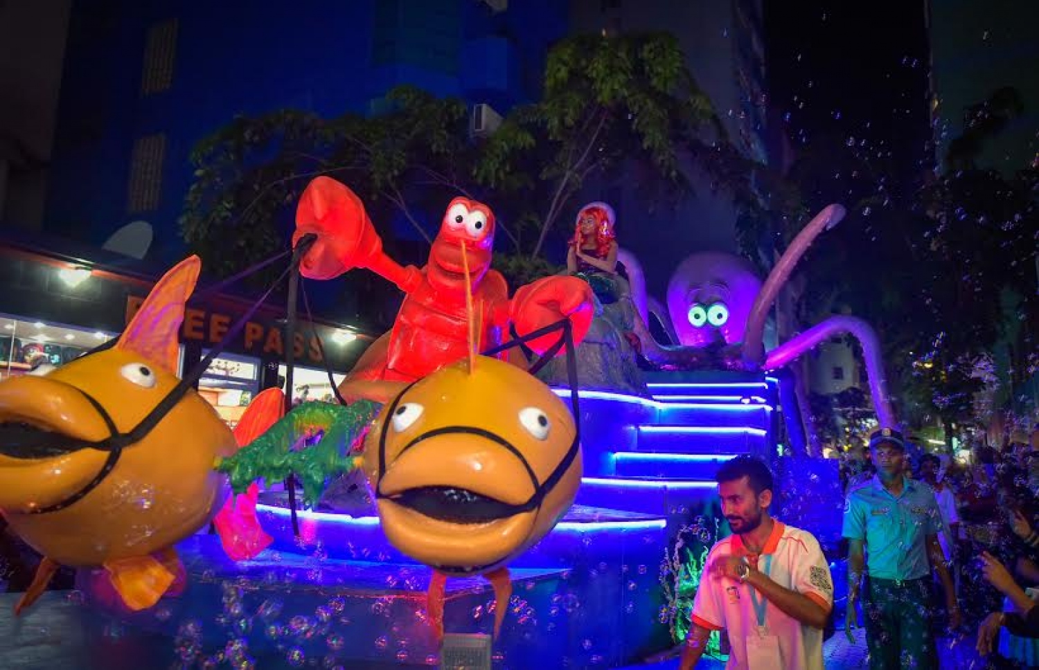 އެމްއޭސީއެލްގެ ފްލޯޓް. --މިހާރު ފޮޓޯ:މުހައްމަދު ޝަރުހާން