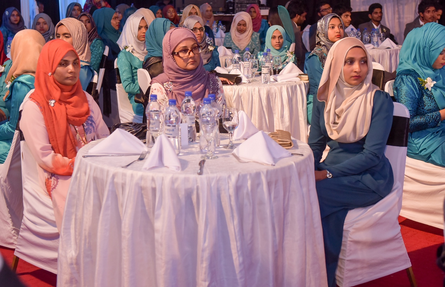 މާލެ: އޮގަސްޓް 2، 2016: މޯލްޑިވްސް އިންލެންޑް ރެވެނިއު އޮތޯރިޓީ (މީރާ)ގެ ހަ ވަނަ އަހަރީ ދުވަސް ފާހަގަ ކުރުމަށް ދަރުބާރުގޭގައި ބޭއްވި ޖަލްސާ.-- ފޮޓޯ: މުހައްމަދު ޝަރުހާން/ މިހާރު