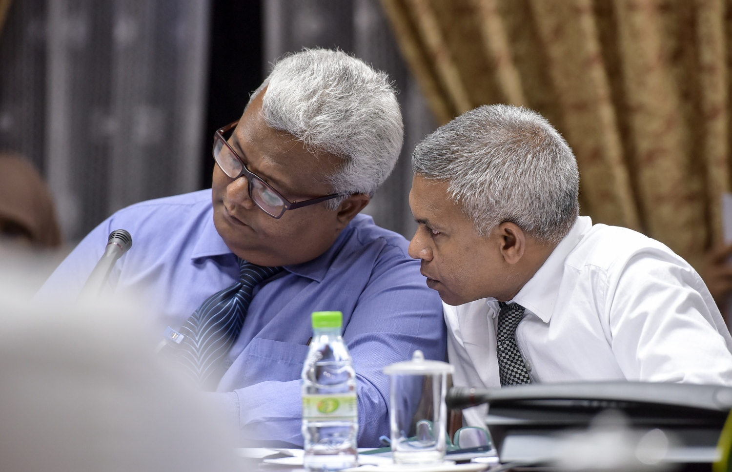 މީޑިއާ ކައުންސިލްގެ ރައީސް އާސިފް (ވ) އަދި ނައިބު ރައީސް ޝަރީފް. ފޮޓޯ: ނިޝާން އަލީ/ މިހާރު