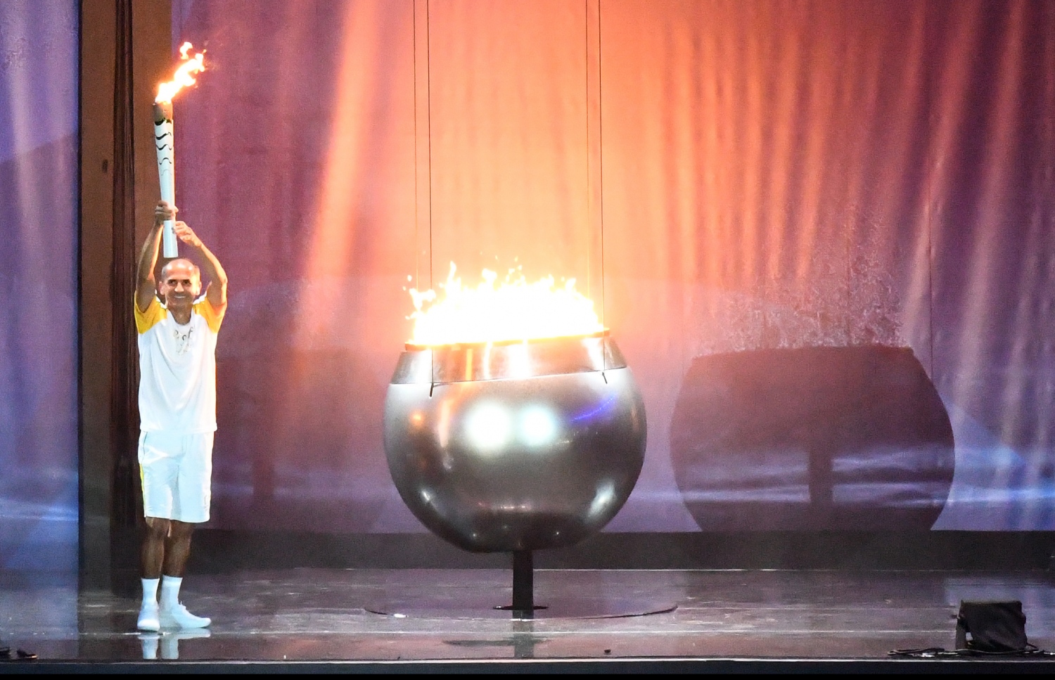 އޮލިމްޕިކްސްގެ ދަންމަރު ރޯކުރަނީ. --ފޮޓޯ: އޭއެފްޕީ