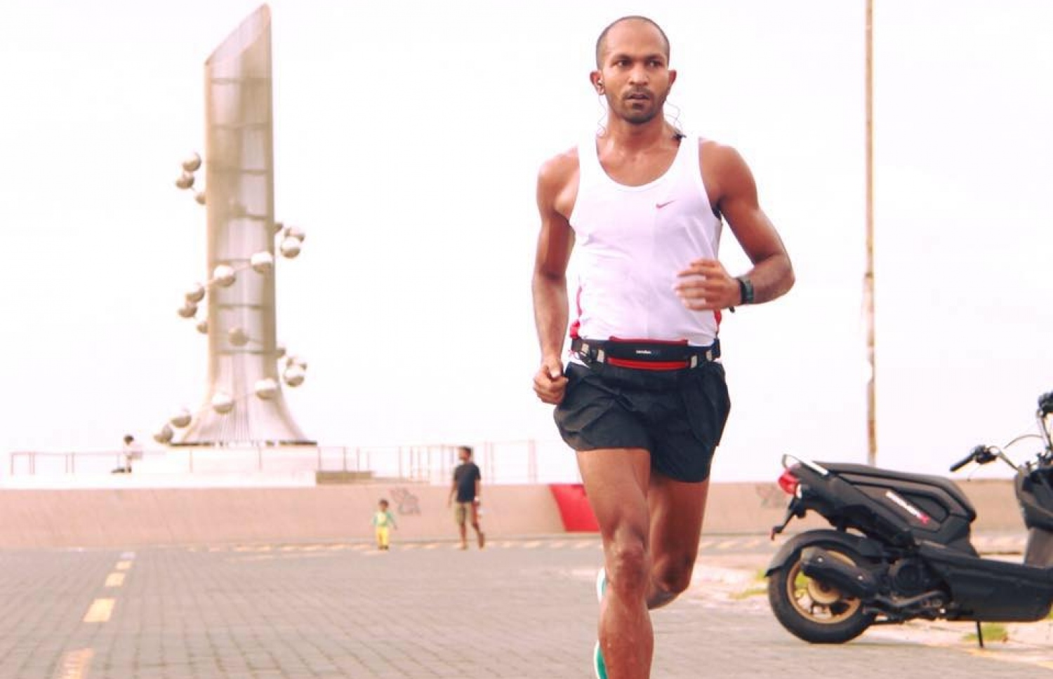 އާތިފް މާލޭގައި ދުވަނީ.